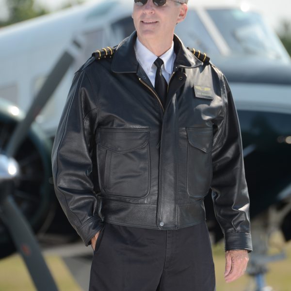 Flexjet pilot uniform